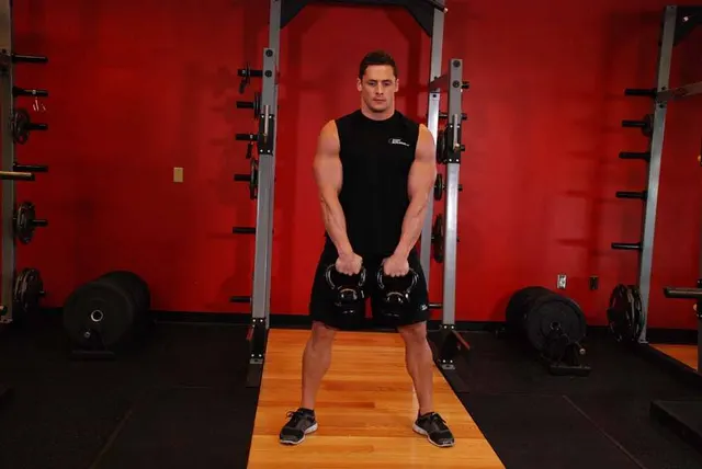 Alternating Hang Clean, starting position