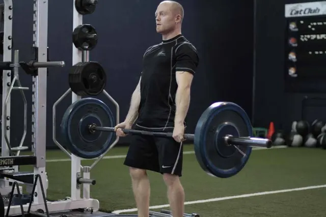 Deficit Deadlift, finishing position