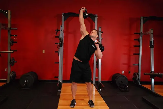Kettlebell Seesaw Press, finishing position