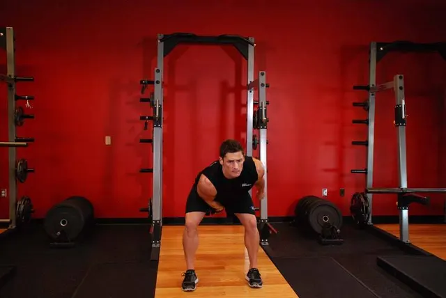 One-Arm Kettlebell Snatch, finishing position