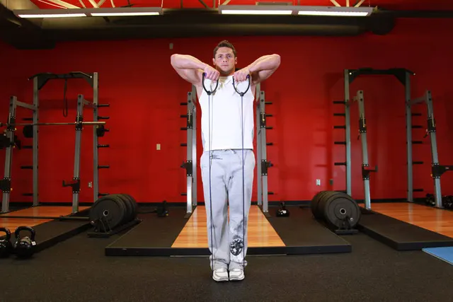 Upright Row - With Bands, finishing position