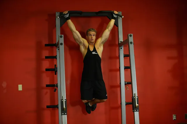 Wide-Grip Rear Pull-Up, finishing position